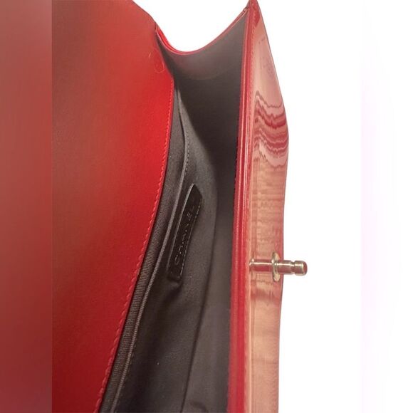 Chanel Boy Red Plexiglass Quilted Matelasse Patent Leather Med Shoulder Bag Ex++ - Picture 12 of 16